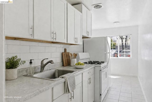2207 Bonar St, Berkeley, CA 94702