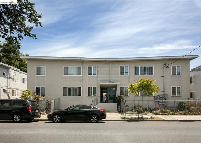 2207 Bonar St, Berkeley, CA 94702