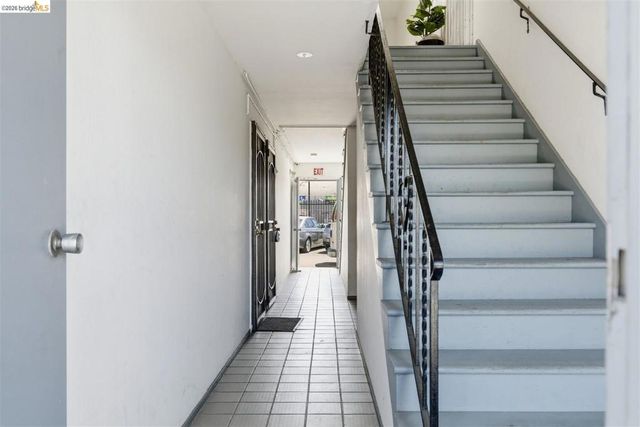 2207 Bonar St, Berkeley, CA 94702