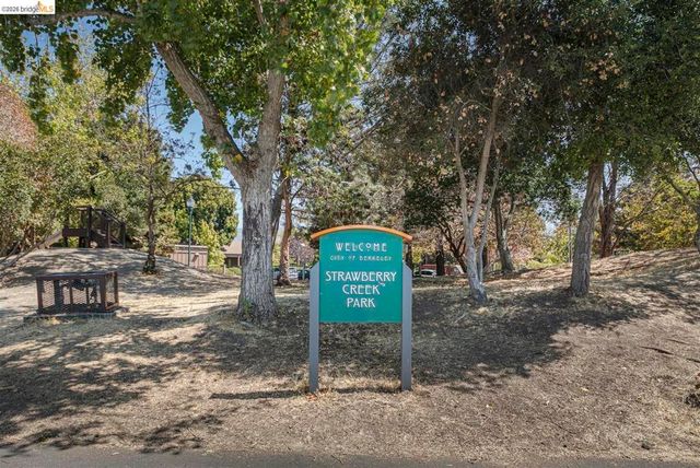 2207 Bonar St, Berkeley, CA 94702