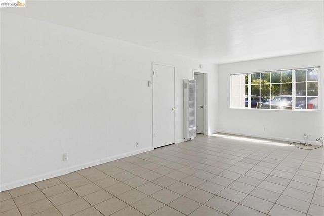 2207 Bonar St, Berkeley, CA 94702