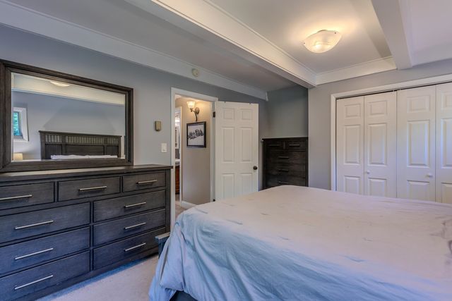 1 Beaver Street, Winhall, VT 05340