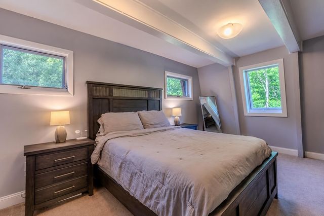 1 Beaver Street, Winhall, VT 05340