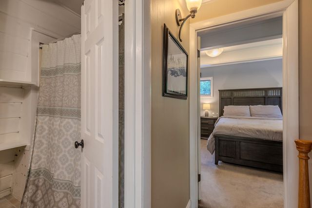 1 Beaver Street, Winhall, VT 05340