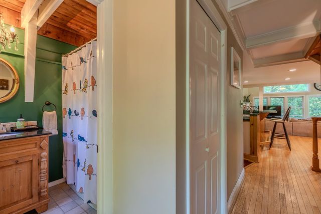 1 Beaver Street, Winhall, VT 05340