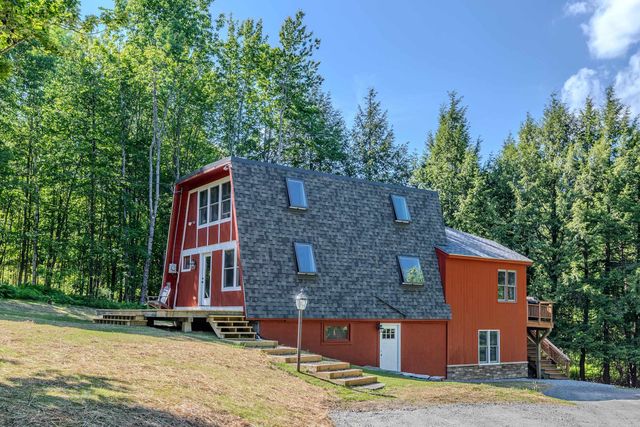 1 Beaver Street, Winhall, VT 05340