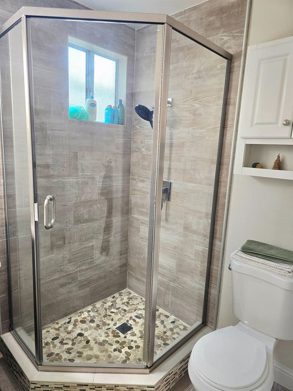 Image 27 of property listing at 8665 N Cedar Avenue # 118, Fresno, CA 93720