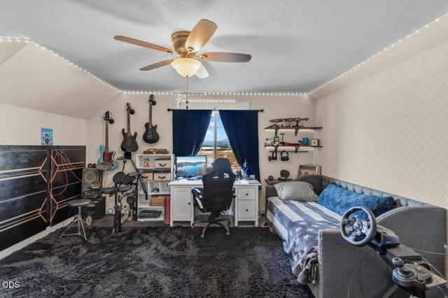 14501 Avalon Road, White City, OR 97503