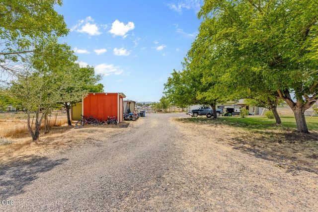 14501 Avalon Road, White City, OR 97503