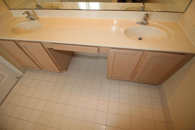 6602 Sandy Bank Terrace, Riviera Beach, FL 33407
