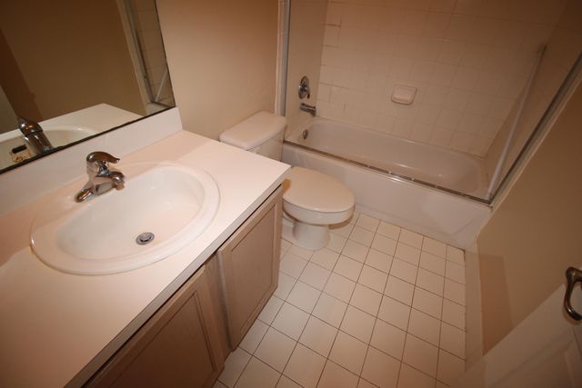 6602 Sandy Bank Terrace, Riviera Beach, FL 33407