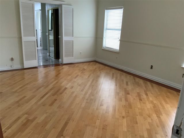 404 Saddle Head Drive, Desoto, TX 75115