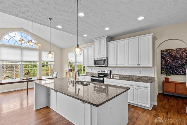 400 Buckingham Place, Beavercreek Twp, OH 45385