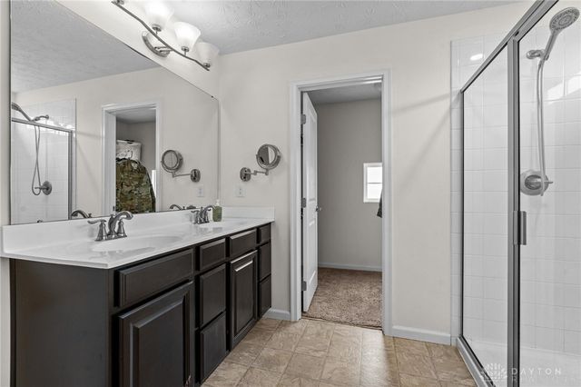 400 Buckingham Place, Beavercreek Twp, OH 45385