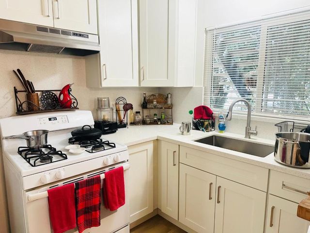 1081 Newhall Street, San Jose, CA 95126