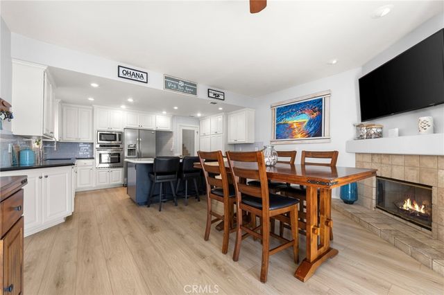 1014 England Street, Huntington Beach, CA 92648