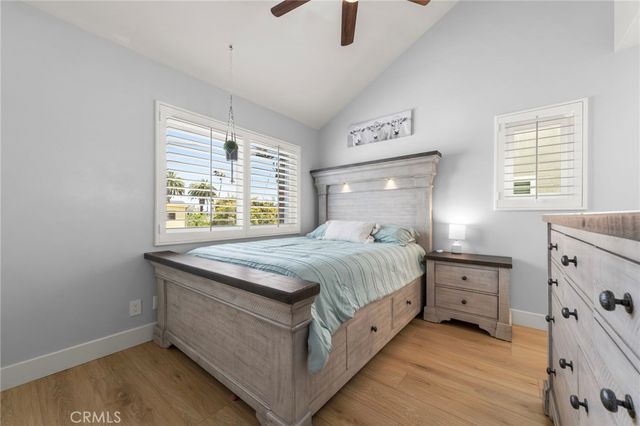 1014 England Street, Huntington Beach, CA 92648