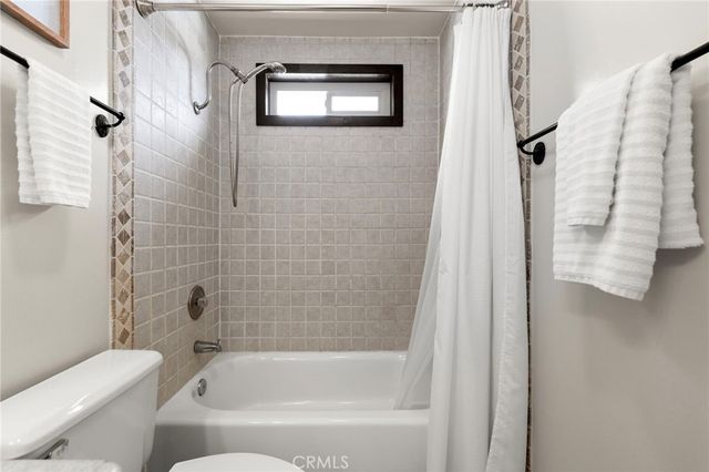 1014 England Street, Huntington Beach, CA 92648