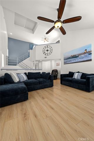 1014 England Street, Huntington Beach, CA 92648