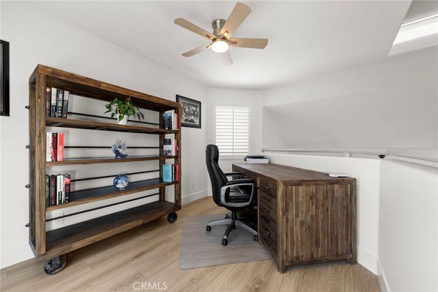 1014 England Street, Huntington Beach, CA 92648