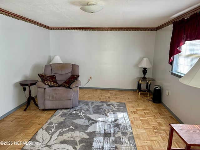 106 HELEN Avenue, Interlachen, FL 32148