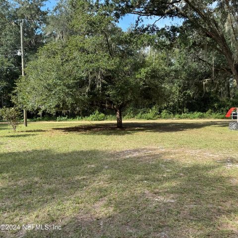 106 HELEN Avenue, Interlachen, FL 32148