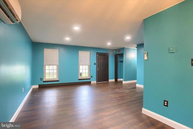 114 HEATHER DR, Harrisburg, PA 17112