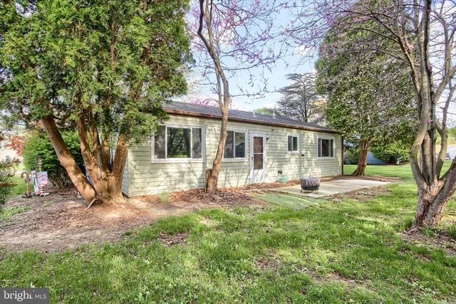 114 HEATHER DR, Harrisburg, PA 17112
