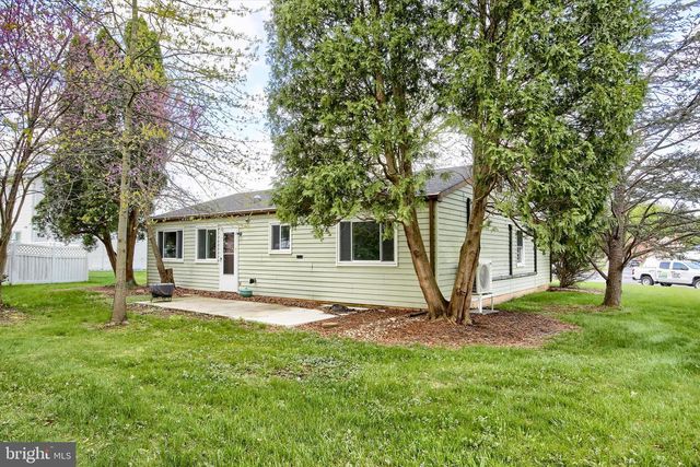 114 HEATHER DR, Harrisburg, PA 17112