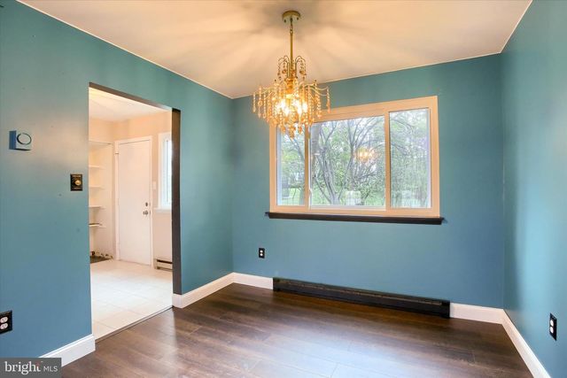 114 HEATHER DR, Harrisburg, PA 17112