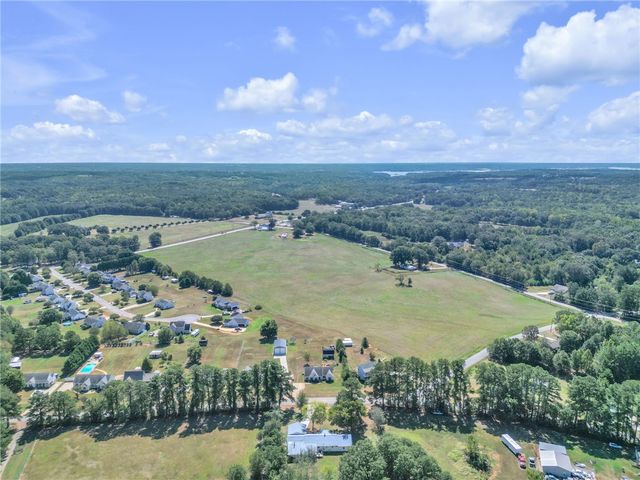 1048 Old Gantt Mill Road, Anderson, SC 29625