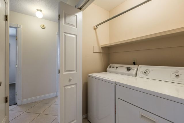 314 Don Carlos Avenue NE, Los Lunas, NM 87031