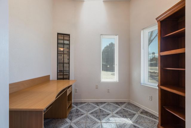 314 Don Carlos Avenue NE, Los Lunas, NM 87031