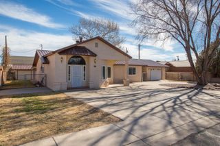 314 Don Carlos Avenue NE, Los Lunas, NM 87031