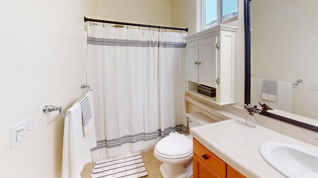 4207 Serena Lane, Clovis, CA 93619