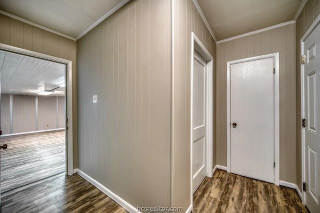 4006 Glenn Oaks Drive, Bryan, TX 77802