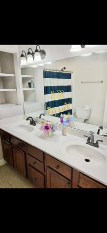 637 W Oak Circle Dr., Myrtle Beach, SC 29588