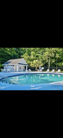 637 W Oak Circle Dr., Myrtle Beach, SC 29588