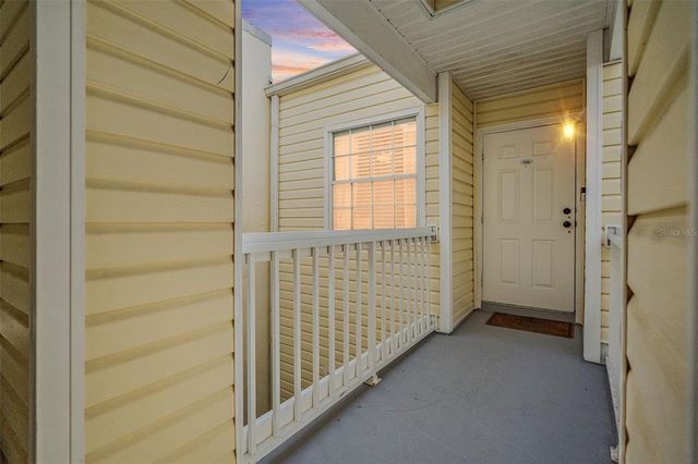 6817 STONES THROW CIRCLE N 17409, St Petersburg, FL 33710