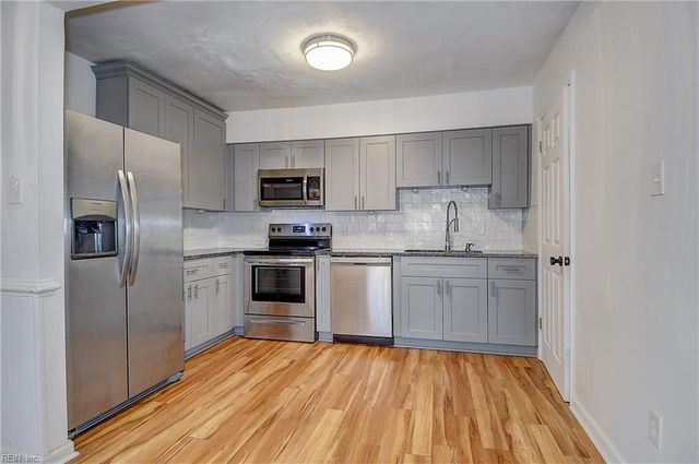 700 Lake Edward DR, Virginia Beach, VA 23462