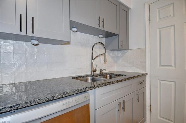 700 Lake Edward DR, Virginia Beach, VA 23462