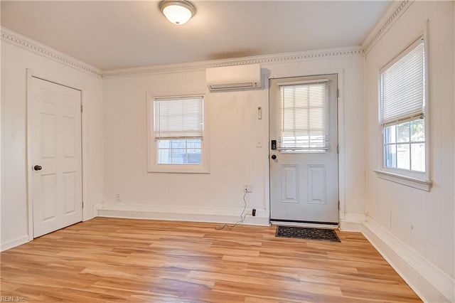 700 Lake Edward DR, Virginia Beach, VA 23462