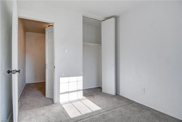 700 Lake Edward DR, Virginia Beach, VA 23462