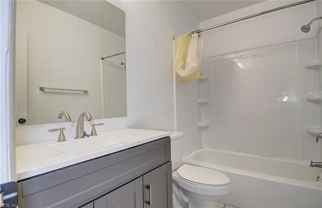 700 Lake Edward DR, Virginia Beach, VA 23462