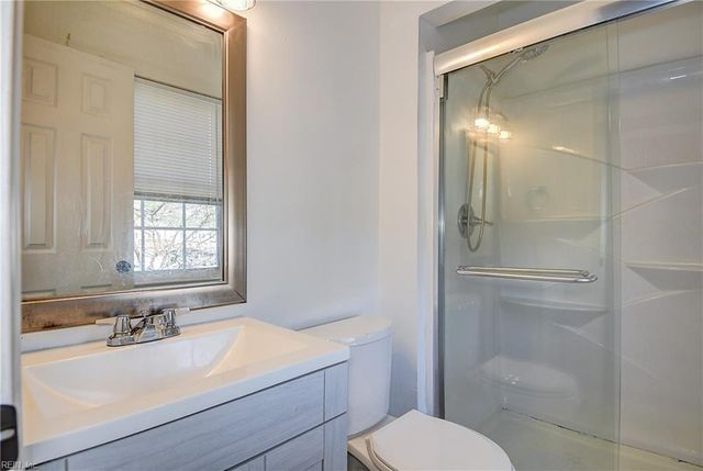 700 Lake Edward DR, Virginia Beach, VA 23462