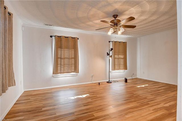 700 Lake Edward DR, Virginia Beach, VA 23462