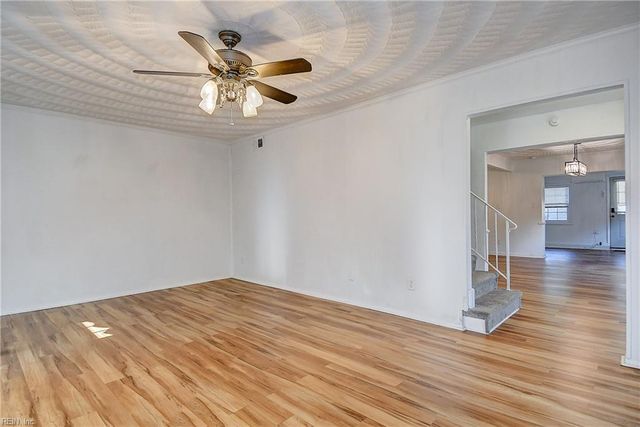 700 Lake Edward DR, Virginia Beach, VA 23462