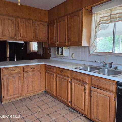 9553 POINCIANA Street, El Paso, TX 79924