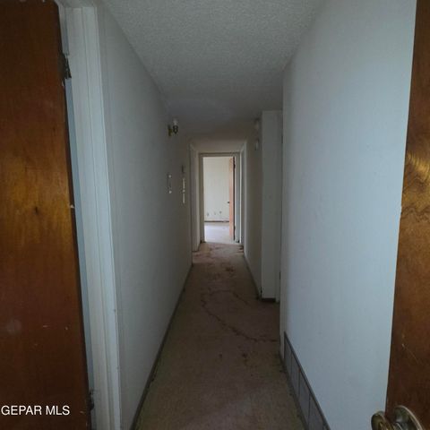 9553 POINCIANA Street, El Paso, TX 79924