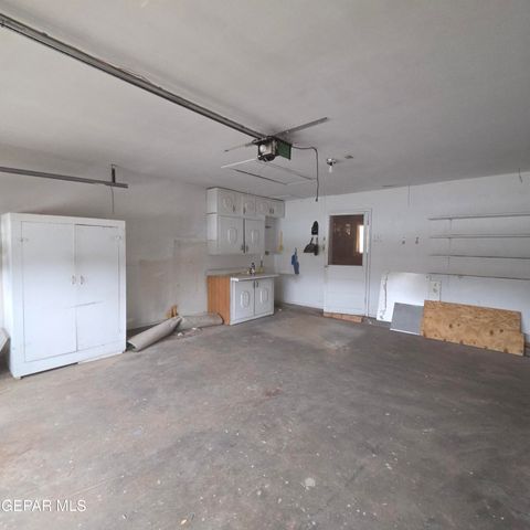 9553 POINCIANA Street, El Paso, TX 79924
